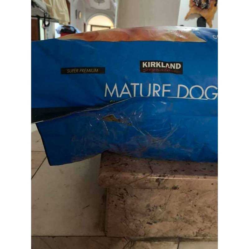 Mature Formula Chicken, Rice and Egg Dog Food 40 lb F809455