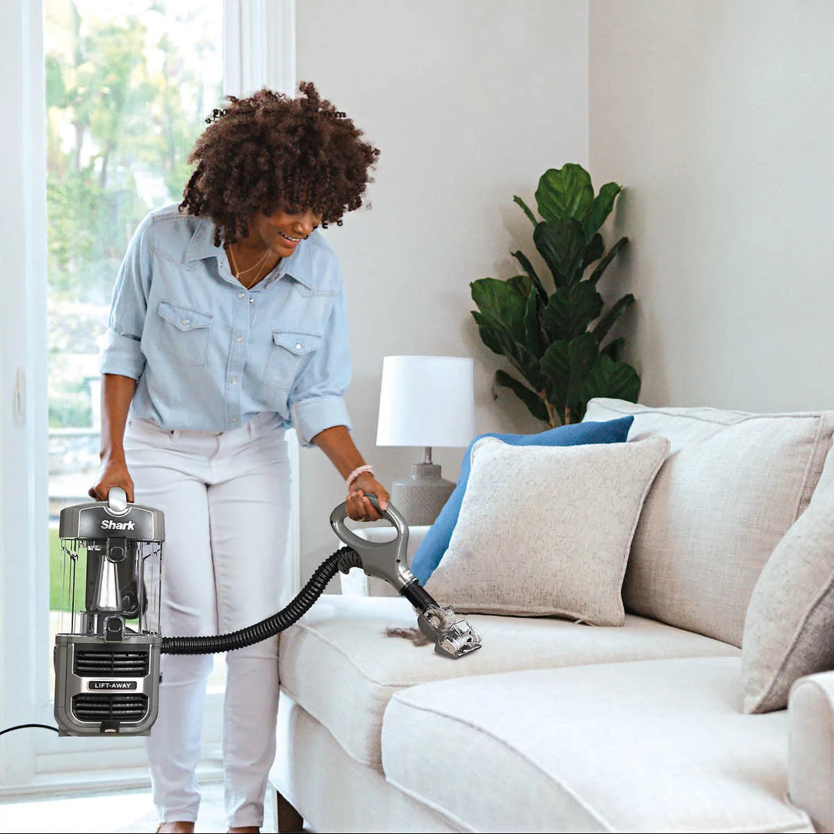 Upright Vacuum with Lift-Away F847