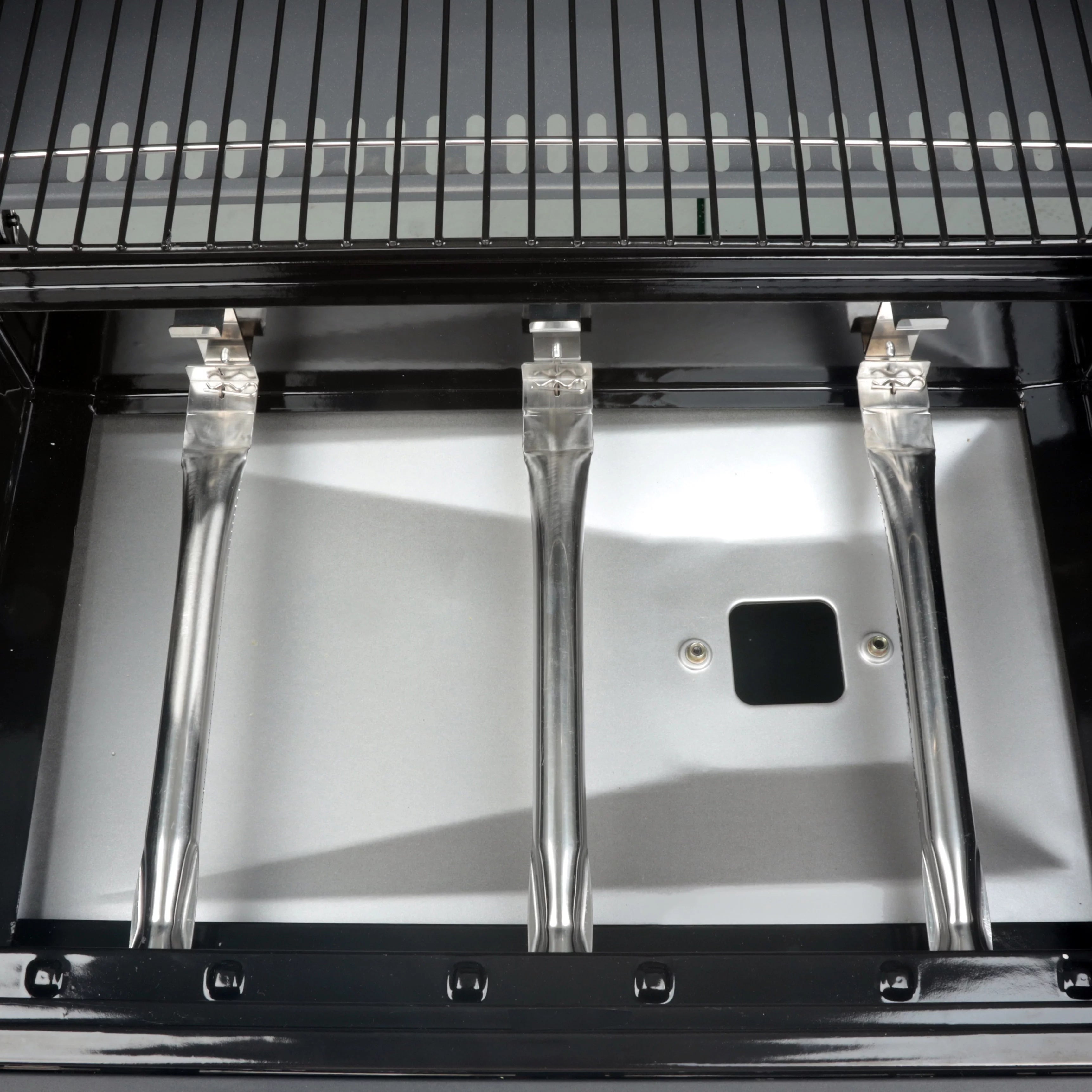 5 Burner Propane Gas Grill and Griddle, Black R371540