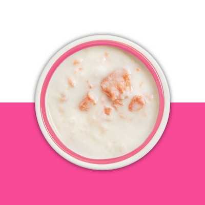Lickable Cat Food Topper with Salmon and Chicken Broth A89523