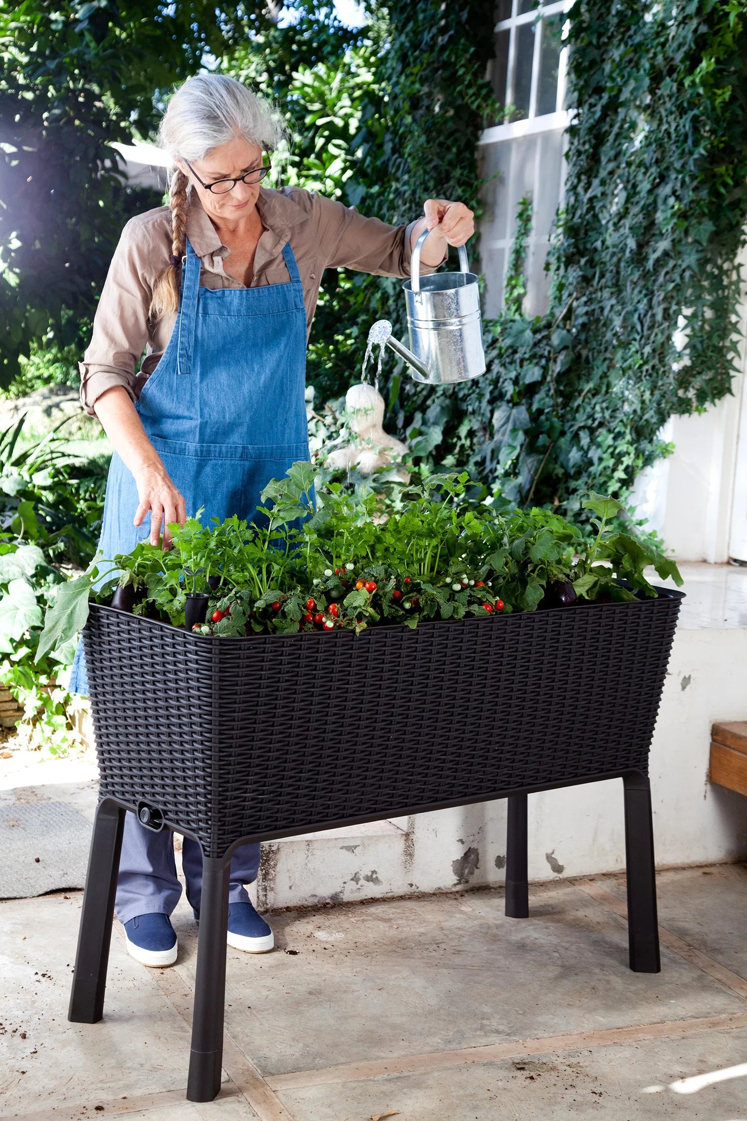 Elevated Garden Bed, Anthracite N732