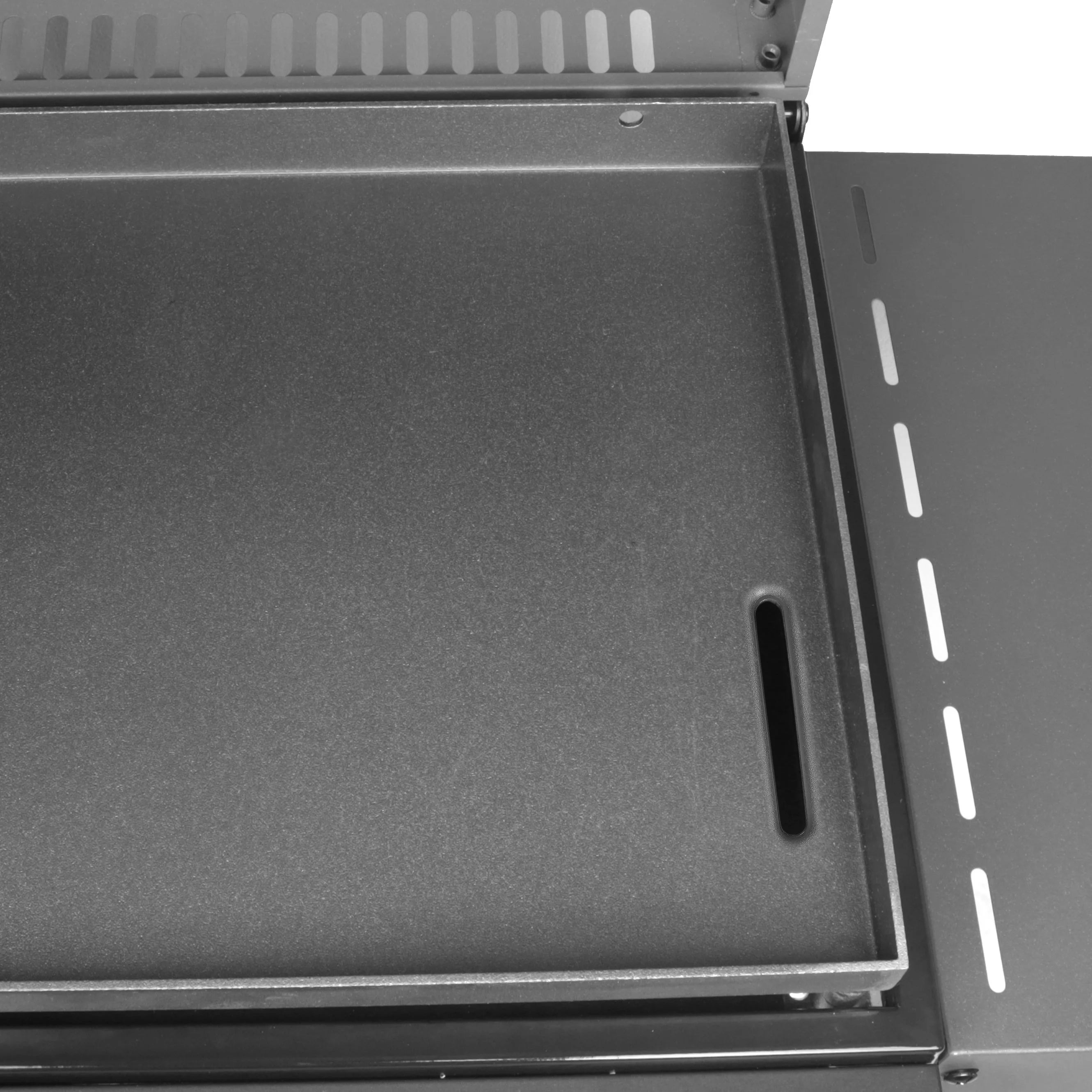5 Burner Propane Gas Grill and Griddle, Black R371540