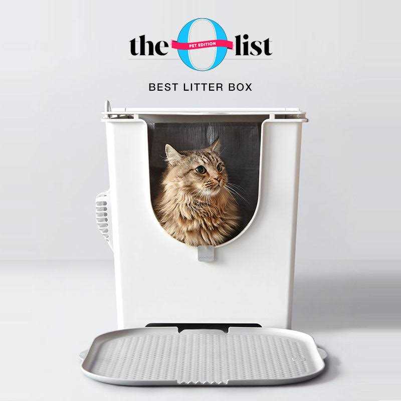 Flip Litter Box with Scoop and Reusable Liner M376