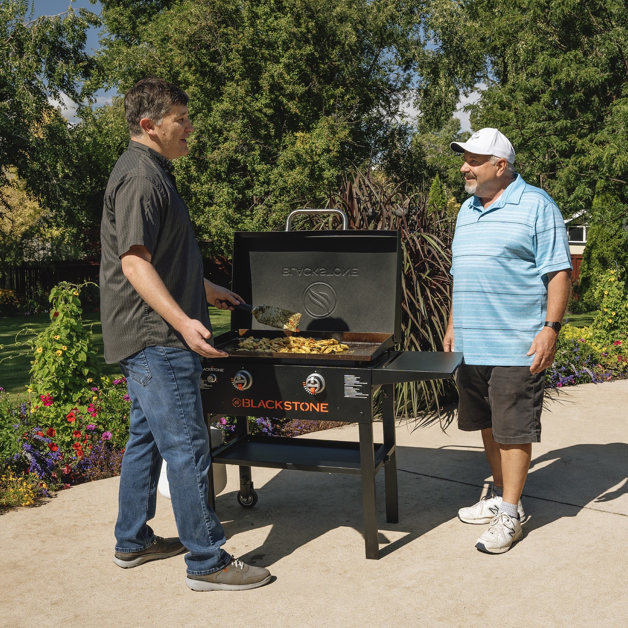28" 2-Burner Propane Griddle with Hood L142