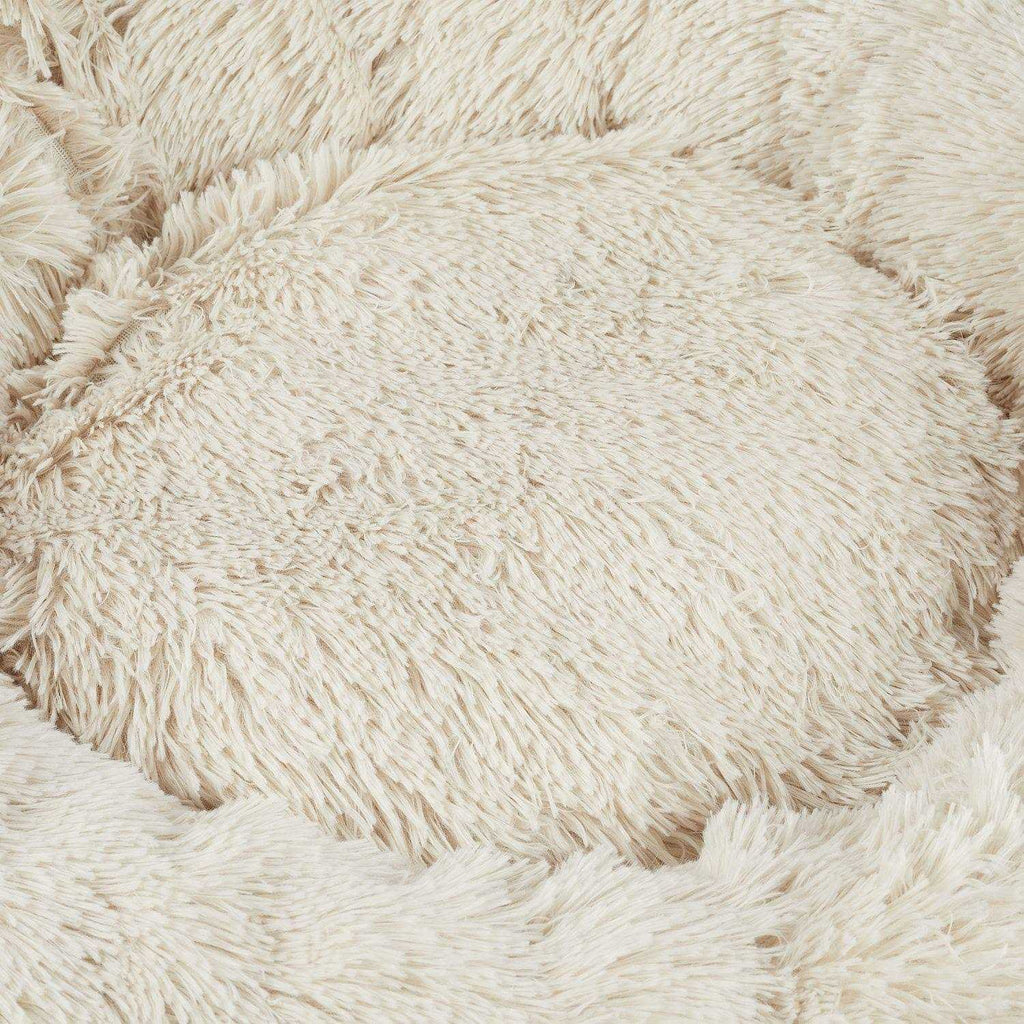 Faux Fur Pet Bed Q65885