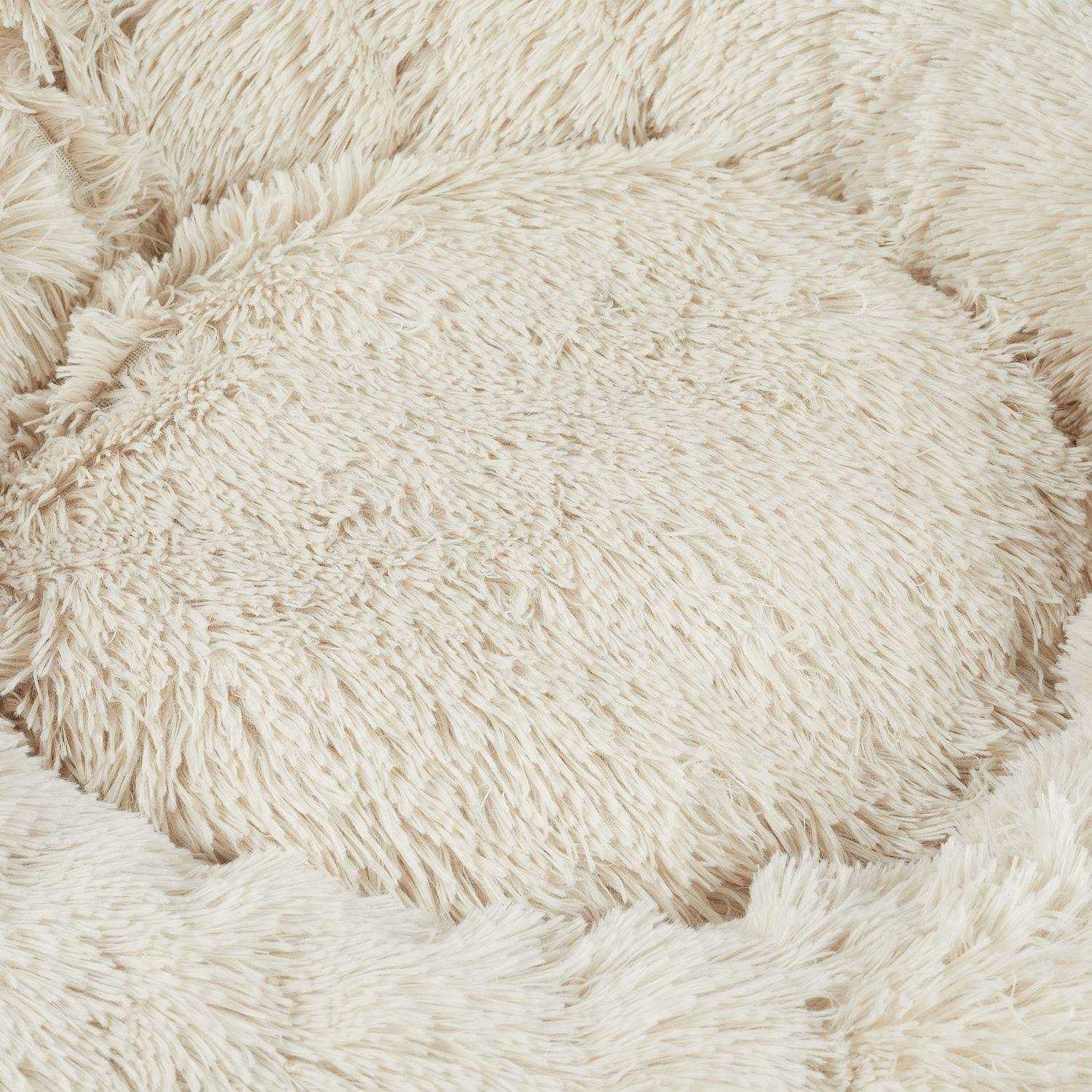 Faux Fur Pet Bed Q65885