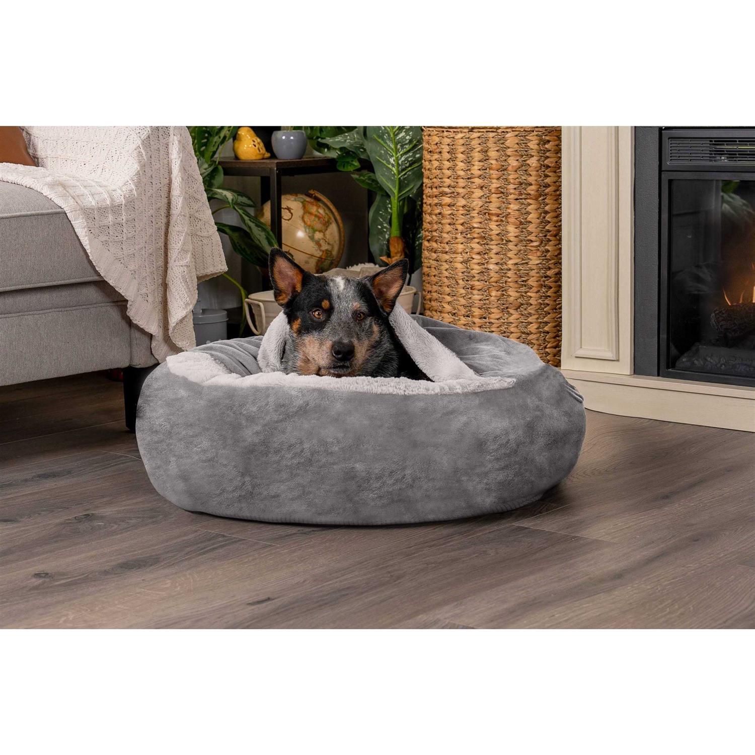 Faux Fur Hooded Donut Bed P4336