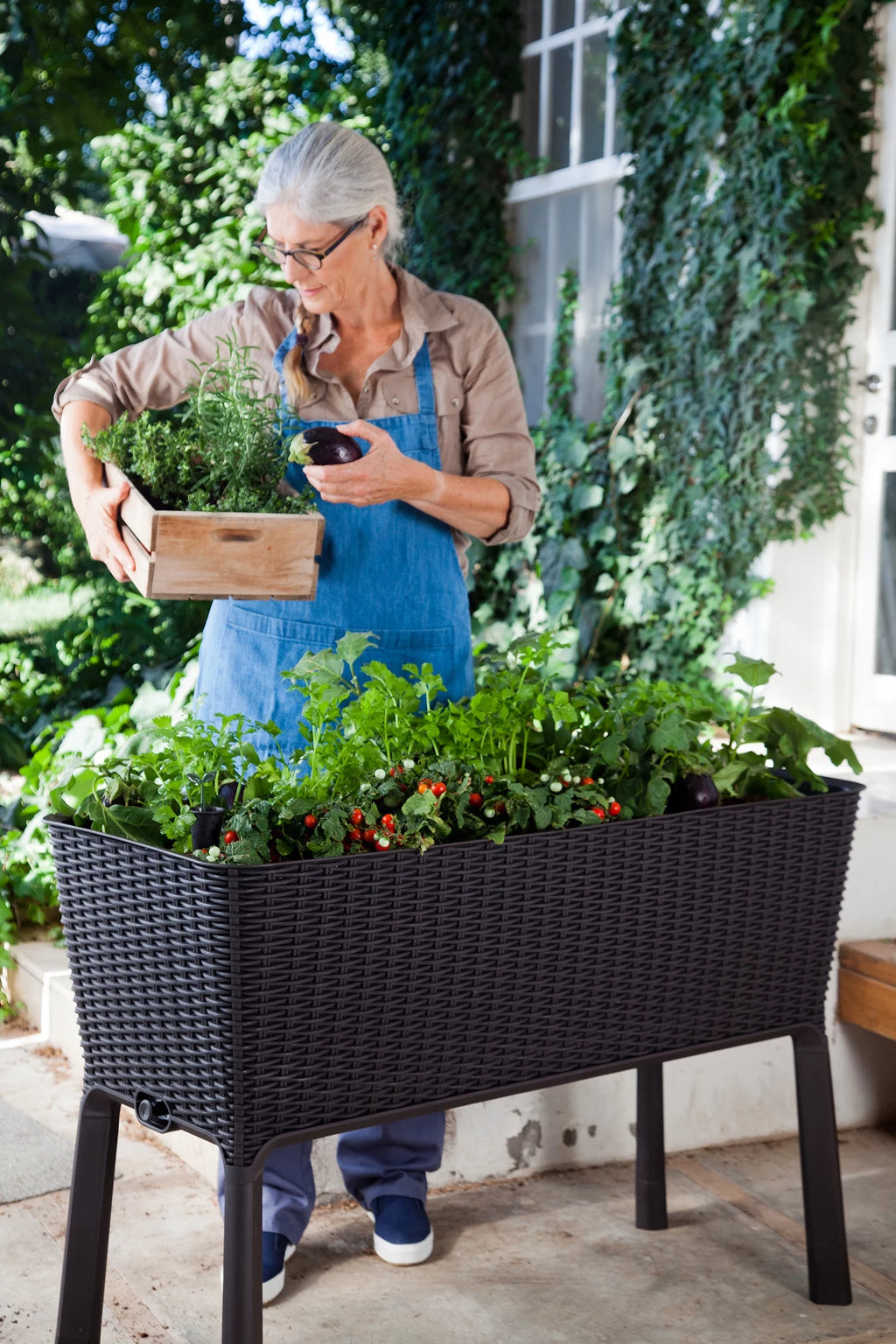 Elevated Garden Bed, Anthracite N732