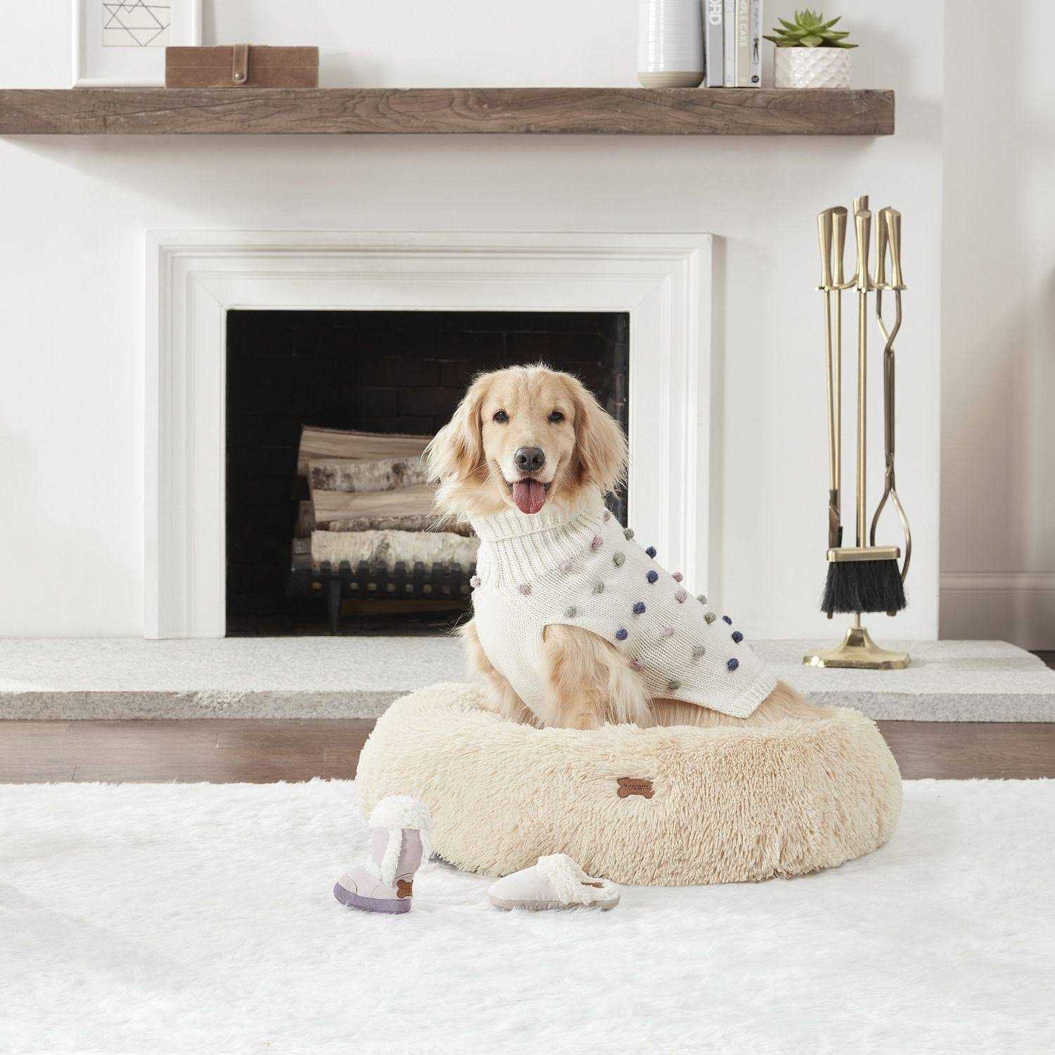 Faux Fur Pet Bed Q65885