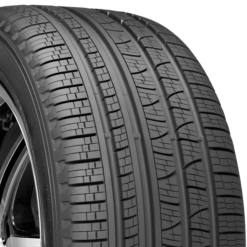 285/45R22 114H XL All Season SUV/Crossover Tire Z961589