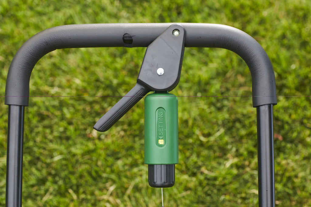 Classic Drop Spreader Q97057