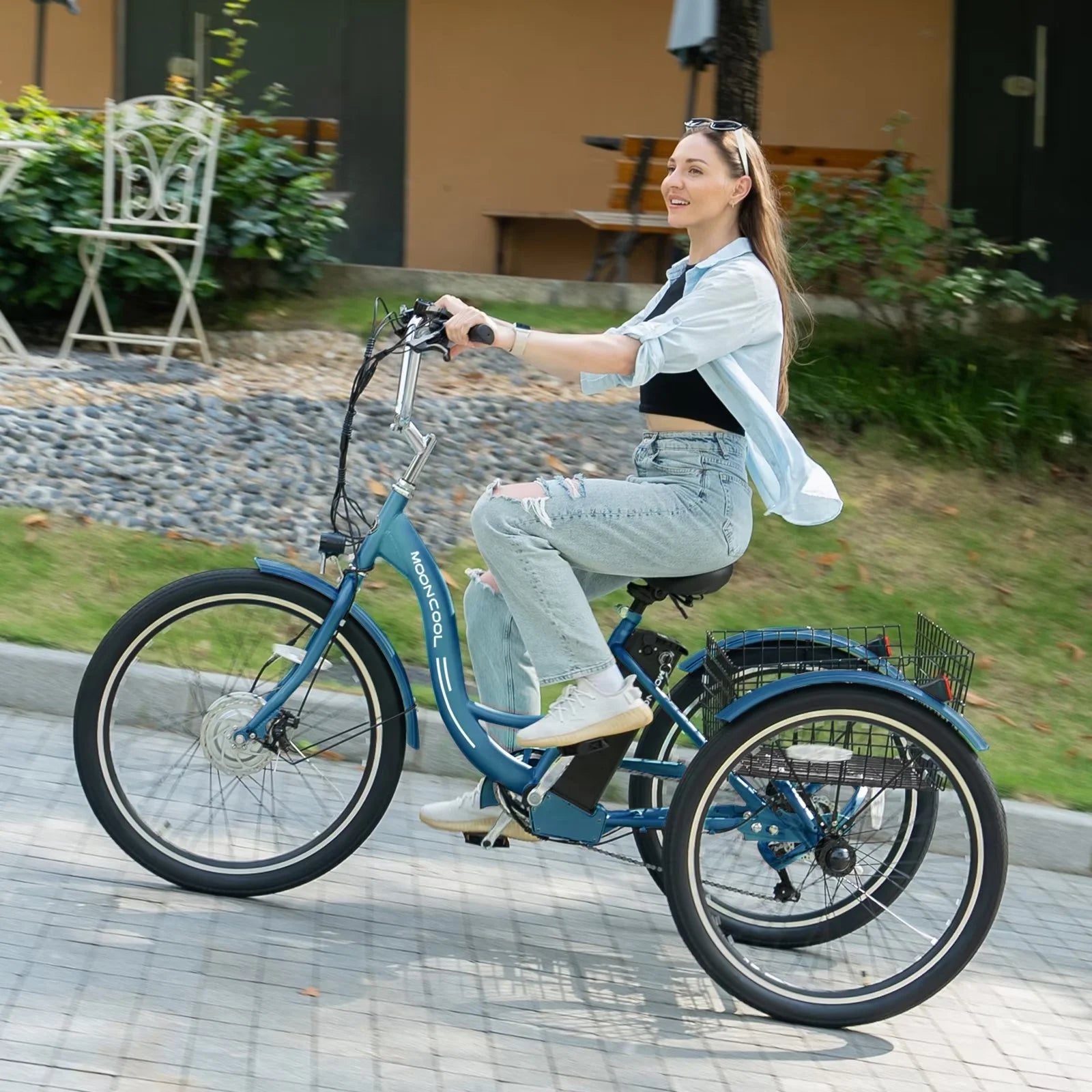 24" 350W 36V 7-Speed Electric Tricycle for Adults with Basket and LED Headlight J133702