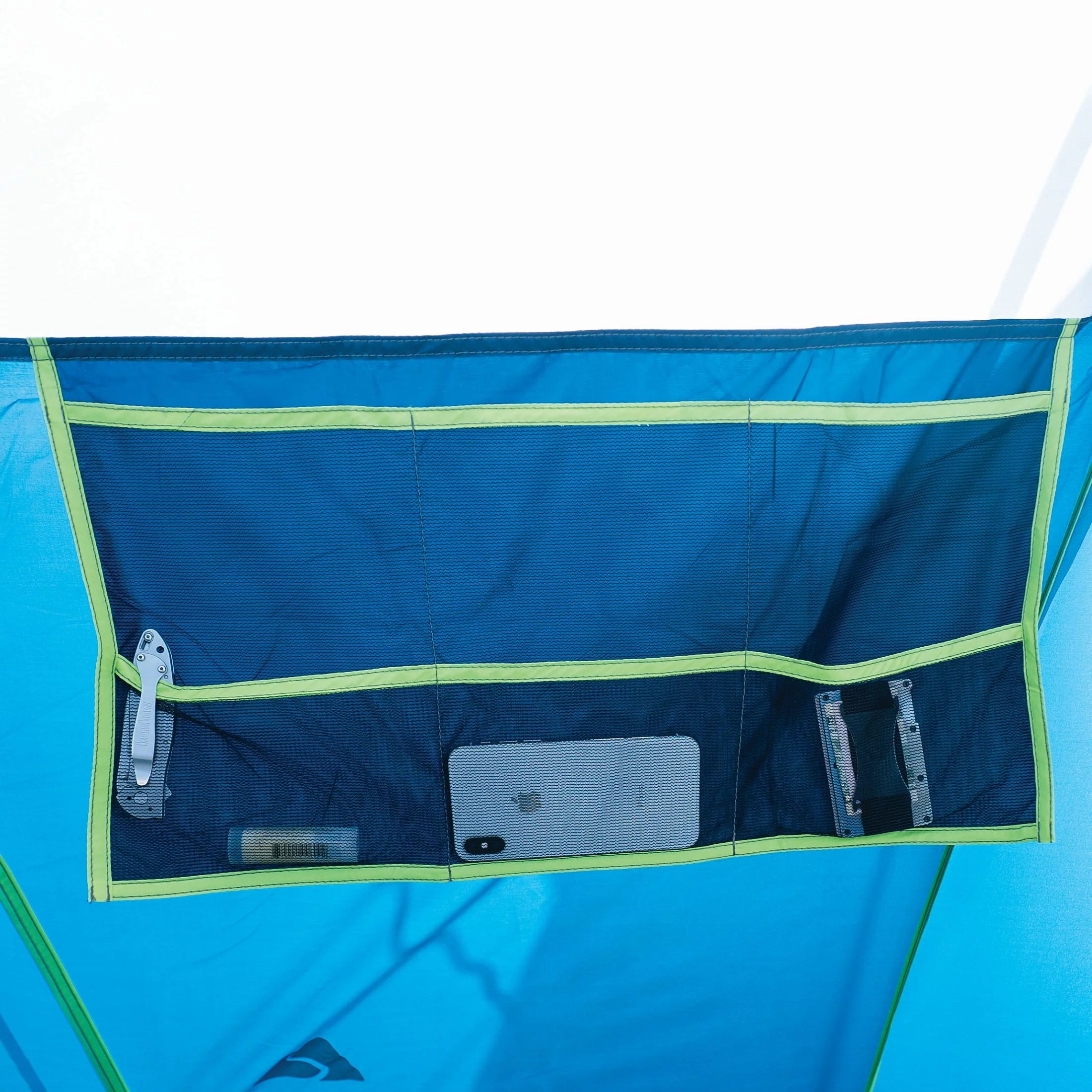 10-Person Dome Tent with Screen Porch O650559