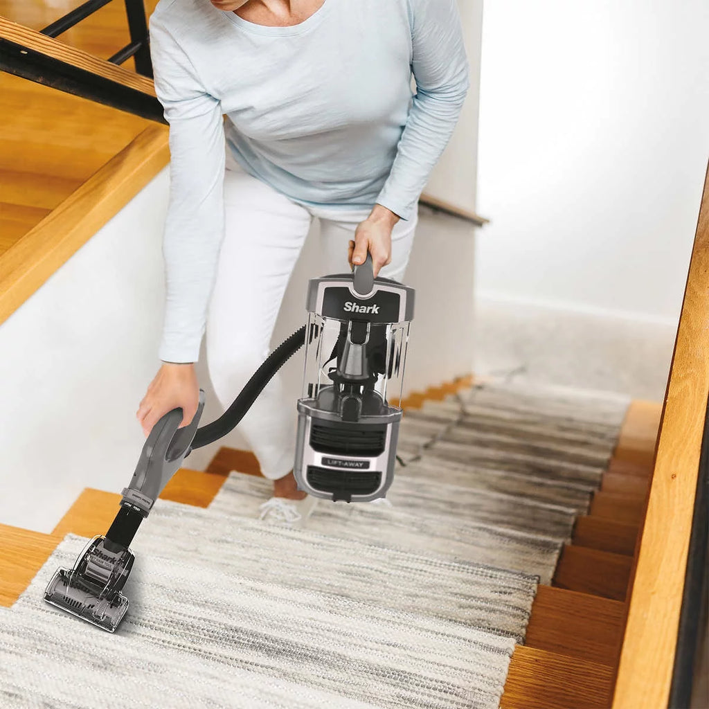 Upright Vacuum with Lift-Away F847