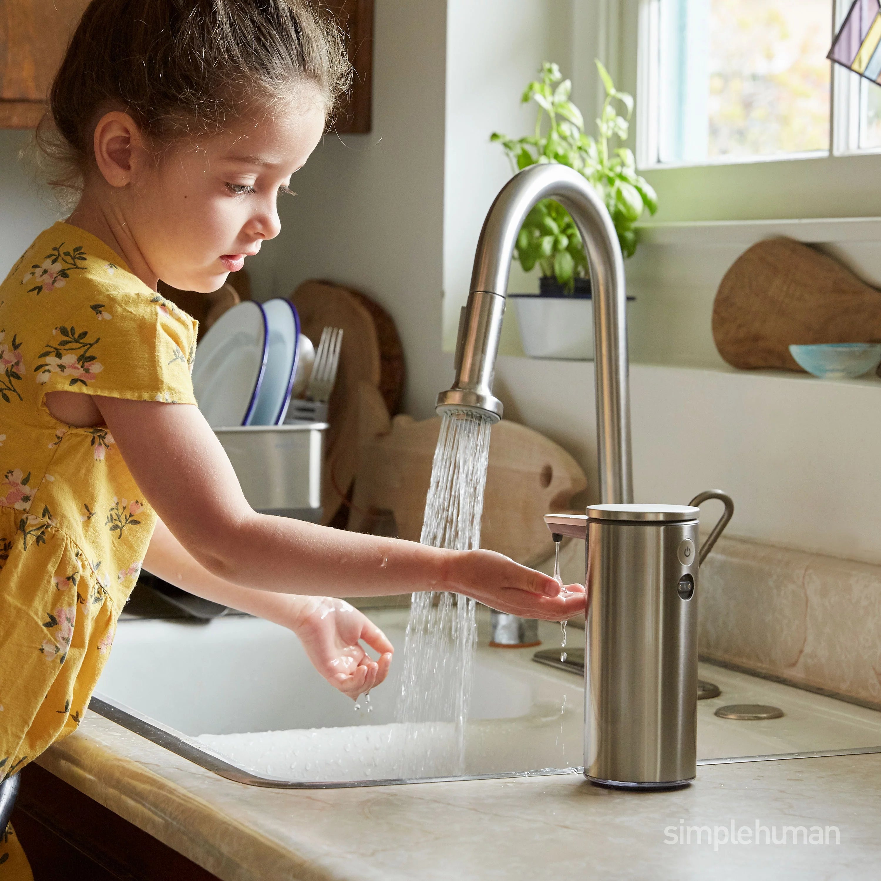 Touch-Free Automatic Rechargeable Sensor Liquid Soap Dispenser P1736