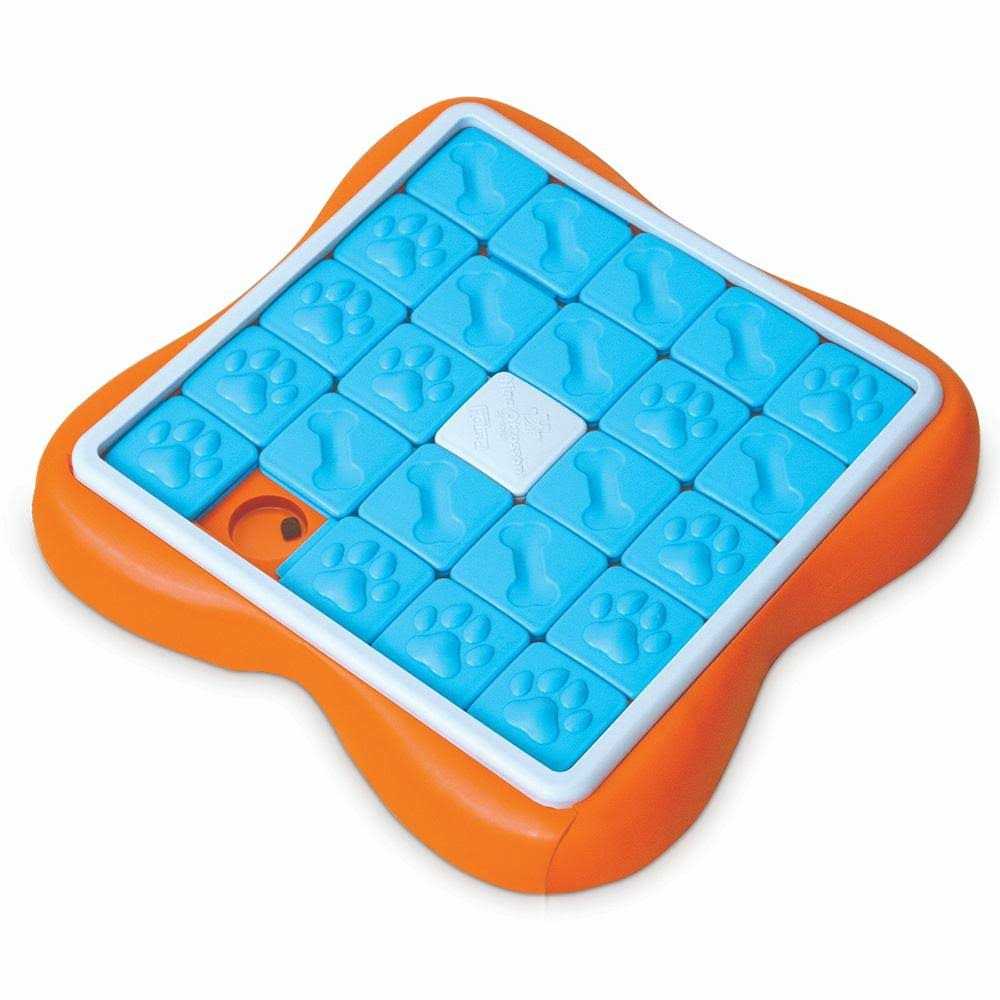 Dog Puzzle Toy C376013